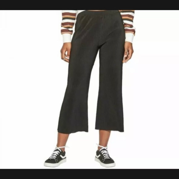 Wild fable black bodre wide leg crop pull on pants - Picture 2 of 6